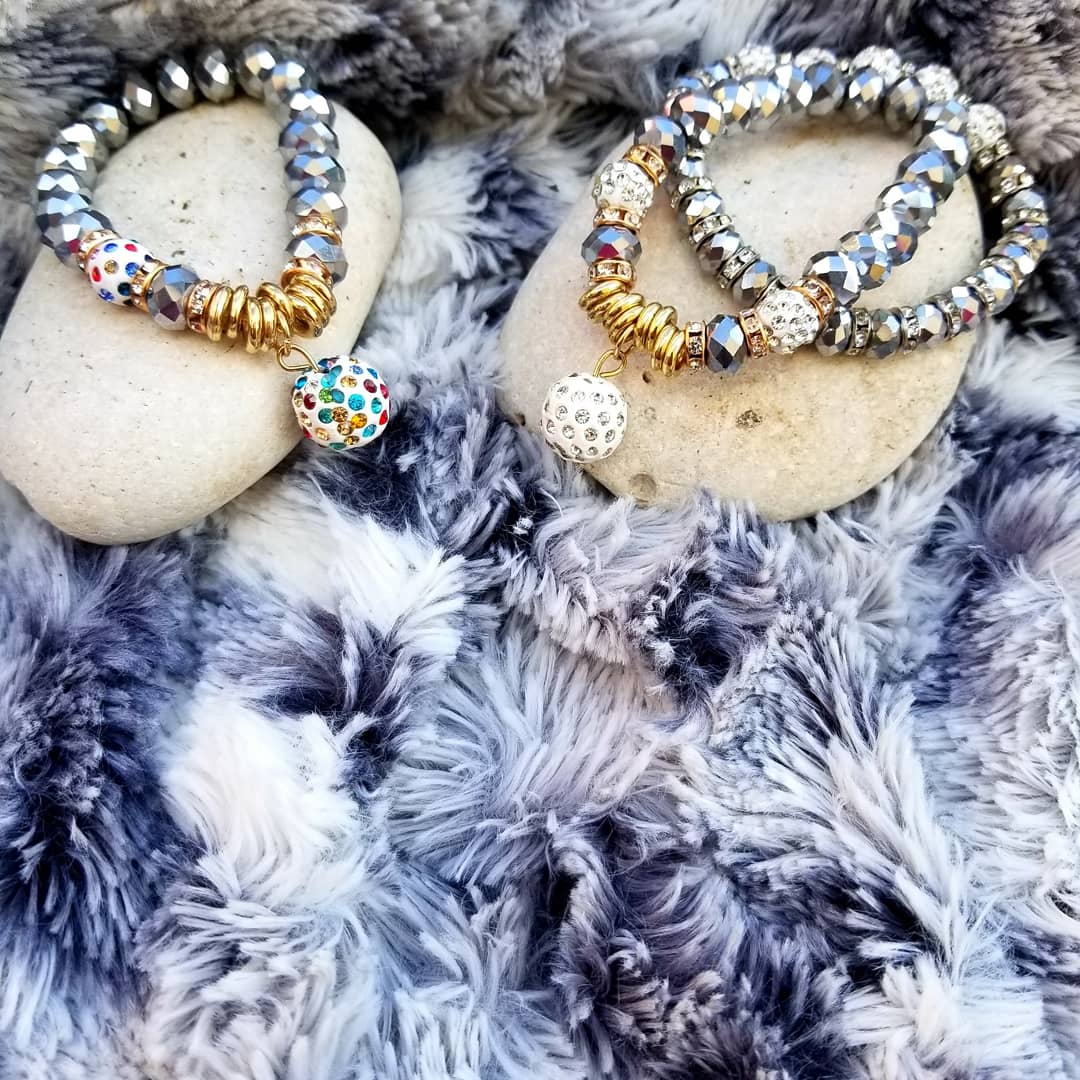 Elegant Disco Ball Glass Beaded Bracelet - Her Jewel•ry Box