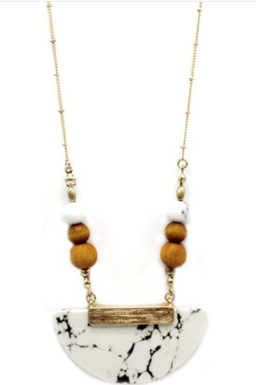 Half Moon Stone Necklace - Her Jewel•ry Box