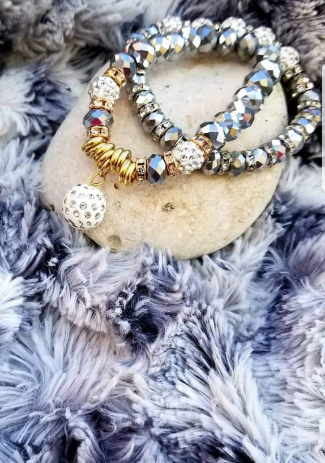 Elegant Disco Ball Glass Beaded Bracelet - Her Jewel•ry Box