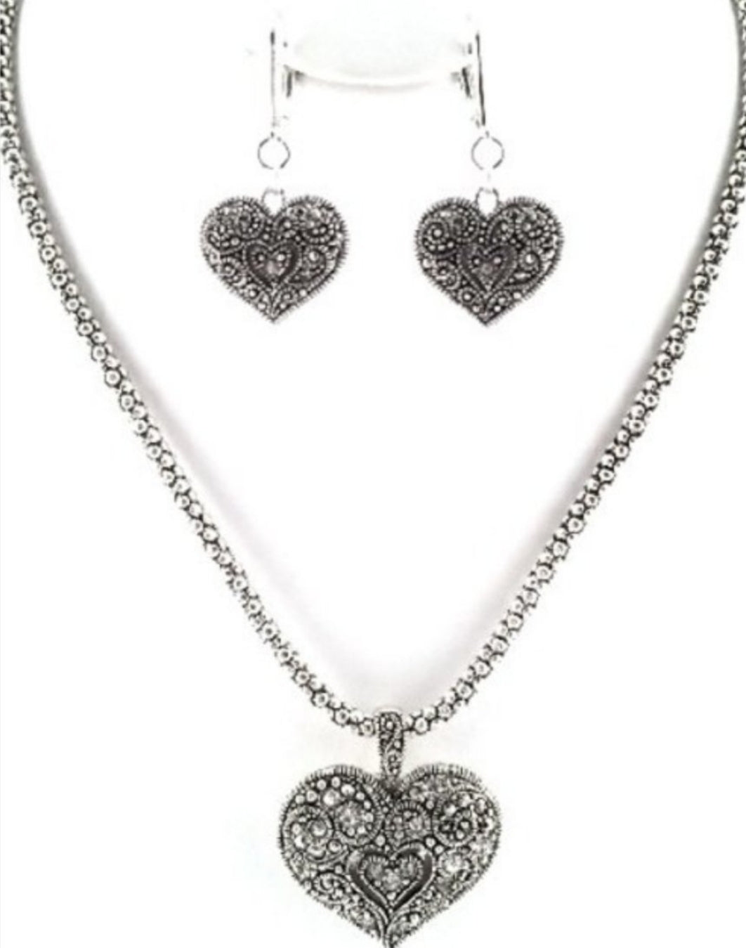 Sparkling Hearts - Her Jewel•ry Box