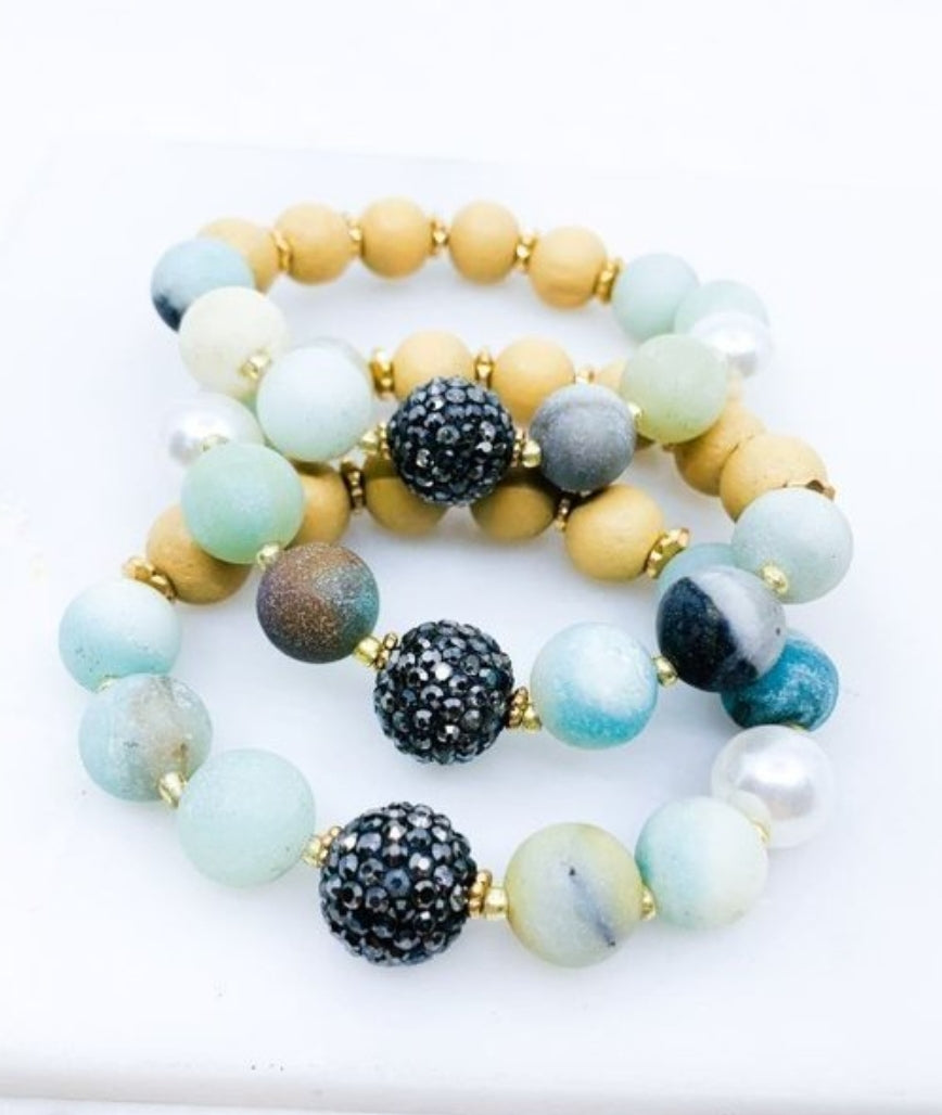 Stone & Pearl Bracelet Set - Her Jewel•ry Box
